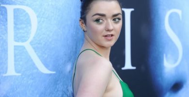 Maisie Williams se ha llevado este objeto como recuerdo de ‘Juego de Tronos’