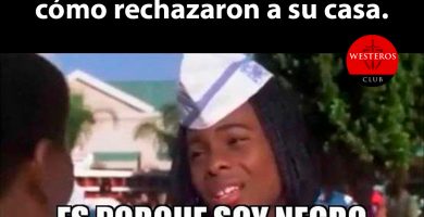 Corlys viendo cómo rechazaron a su casa